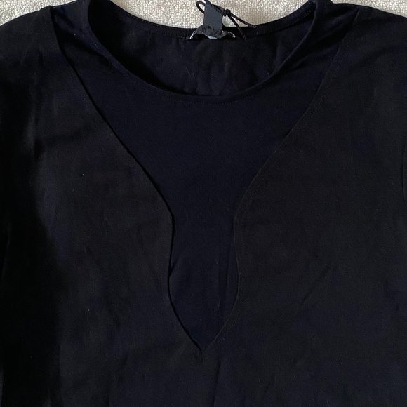 Guess Long Sleeved Top with Mesh V-neckline - Picture 3 of 7